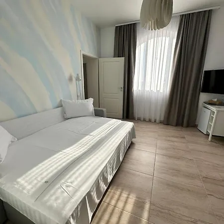 Halta Pescarus Douazeci si Trei August